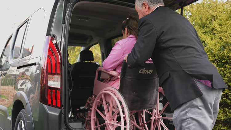 Open Road Access Wheelchair Accessible Vehicle Rental - customer vehicle entry